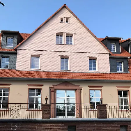 Zum Ochsen Otel